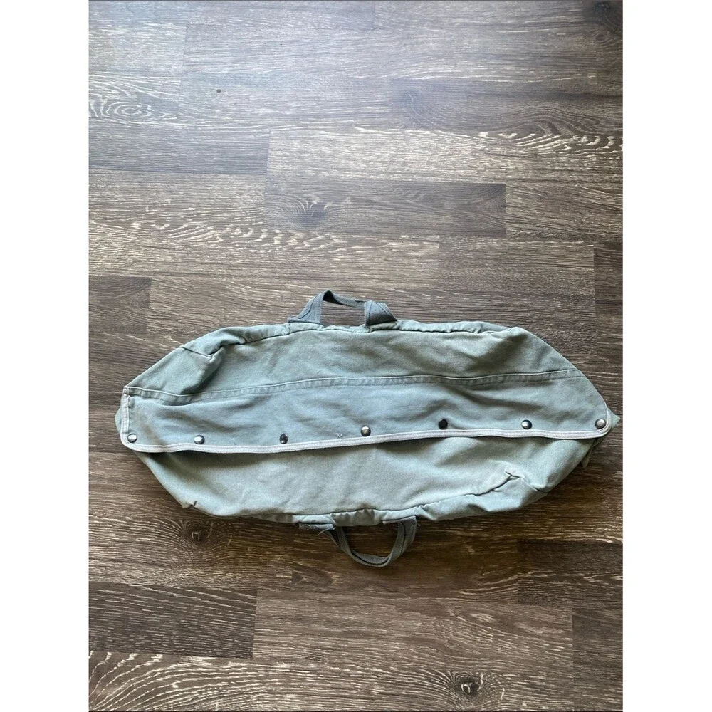 Vintage Military Duffel Bag / Kit Bag Olive Green Canvas Large Utility Carry Bag